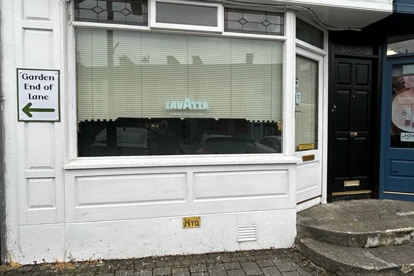 Commercial property for rent in The Square, Ballaghaderreen, Co.