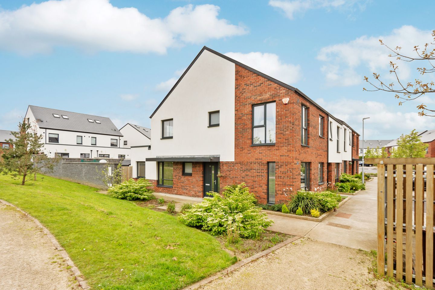 22 White Pines Heights, Stocking Avenue, Rathfarnham, Dublin 16