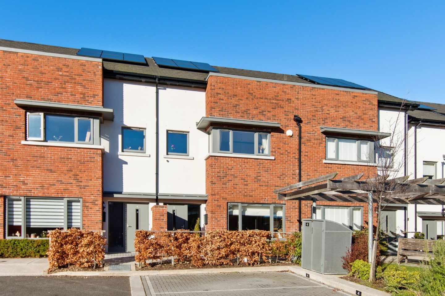 5 Willow Glen, Glenamuck Road, Carrickmines, Dublin 18, D18TX8V is for