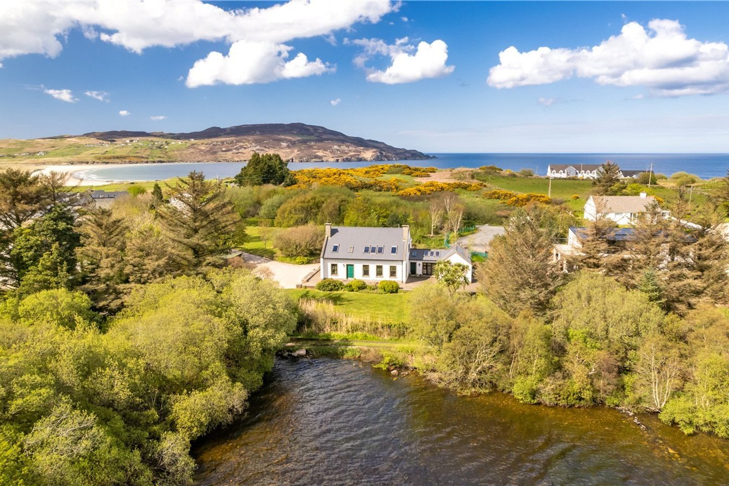 Rinnaraw, Portnablagh, Co. Donegal, F92R2R3 is for sale on Daft.ie