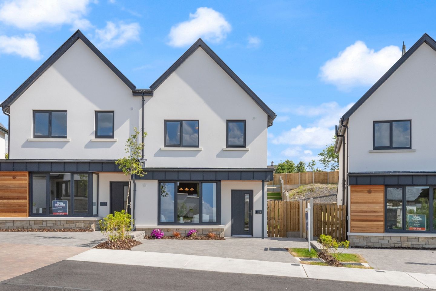 No. 18 The Crescent, Priors Point, Carrick-On-Shannon, Co. Leitrim, N41X0W4