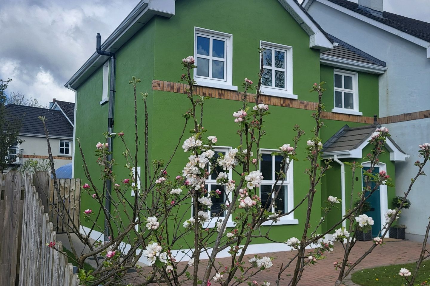 38 River Meadow, Dromod, Co. Leitrim, N41H427 is for sale on Daft.ie