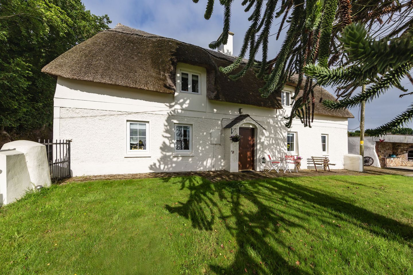 Sweetbriar Cottage, Coolrainey, Curracloe, Co. Wexford, Y21TX06 is for