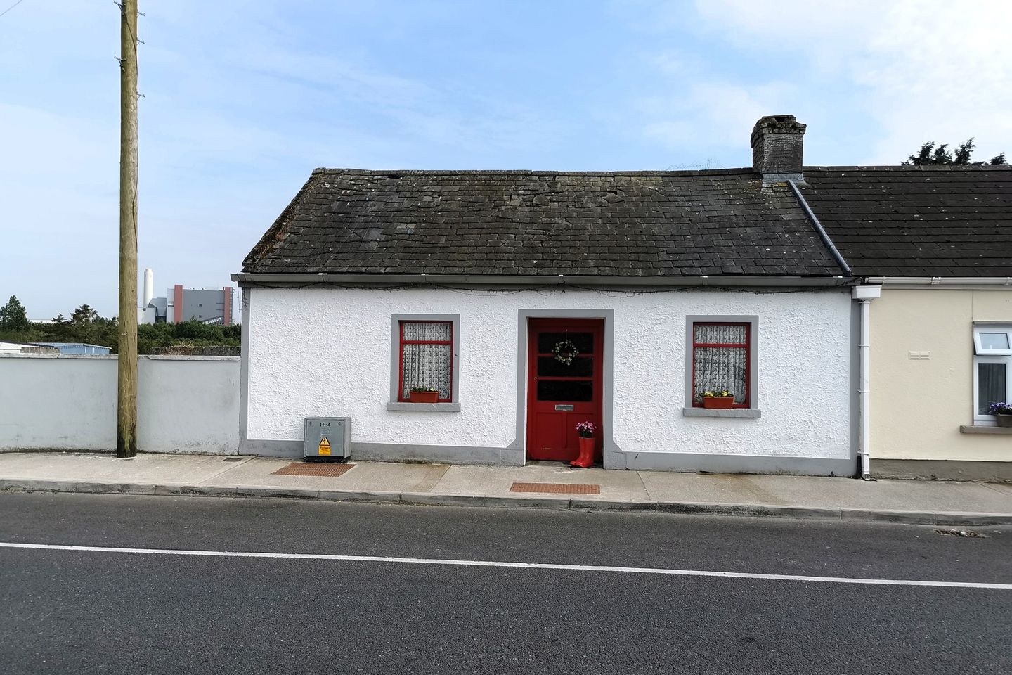 Main Street, Shannonbridge, Co. Offaly is for sale on Daft.ie