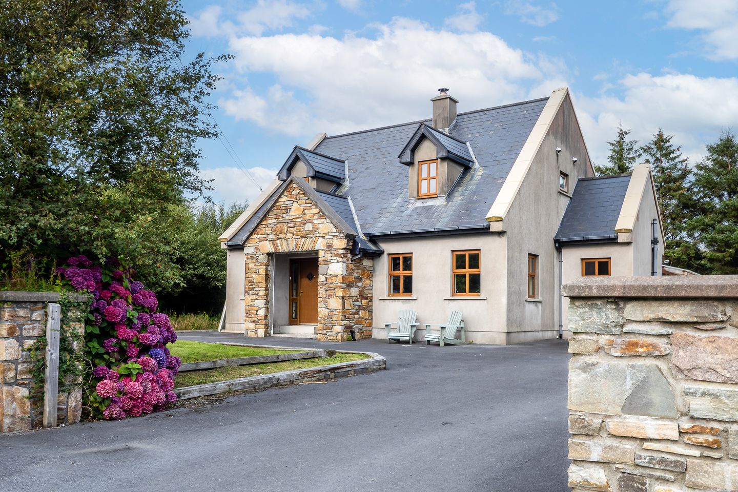 Westport Road, Clifden, Co. Galway, H71AD89