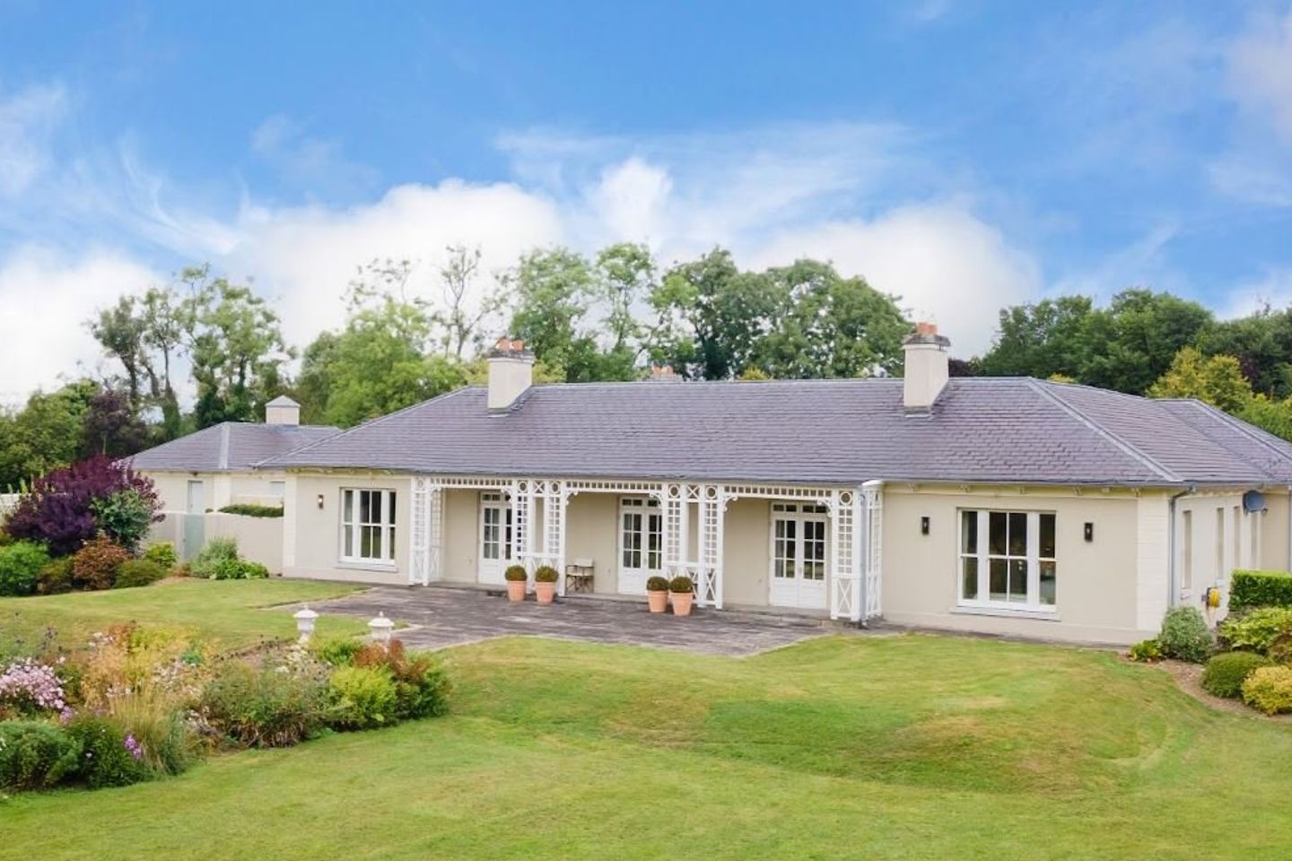 Winterberry Lodge, Eyrefield, The Curragh, Co. Kildare, R56KC03