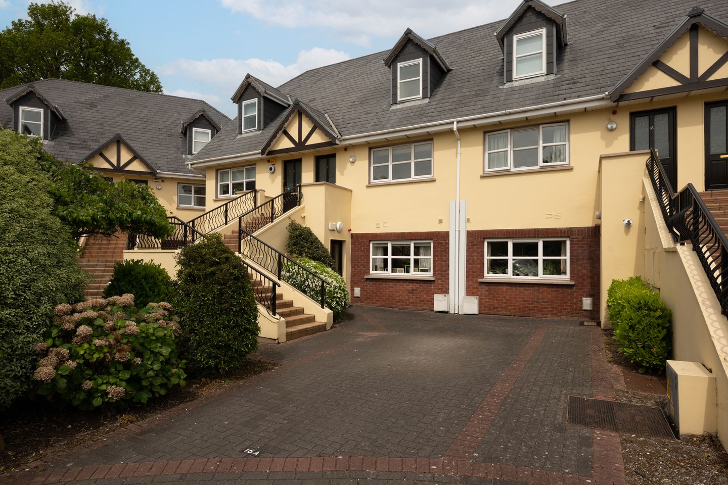 16 Ashton Lodge, Boreenmanna Road, Cork City, Co. Cork, T12Y682 is for