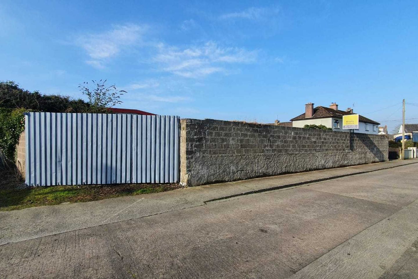 Commercial property for sale in The Yard, O Mahoney Avenue, Carrickon