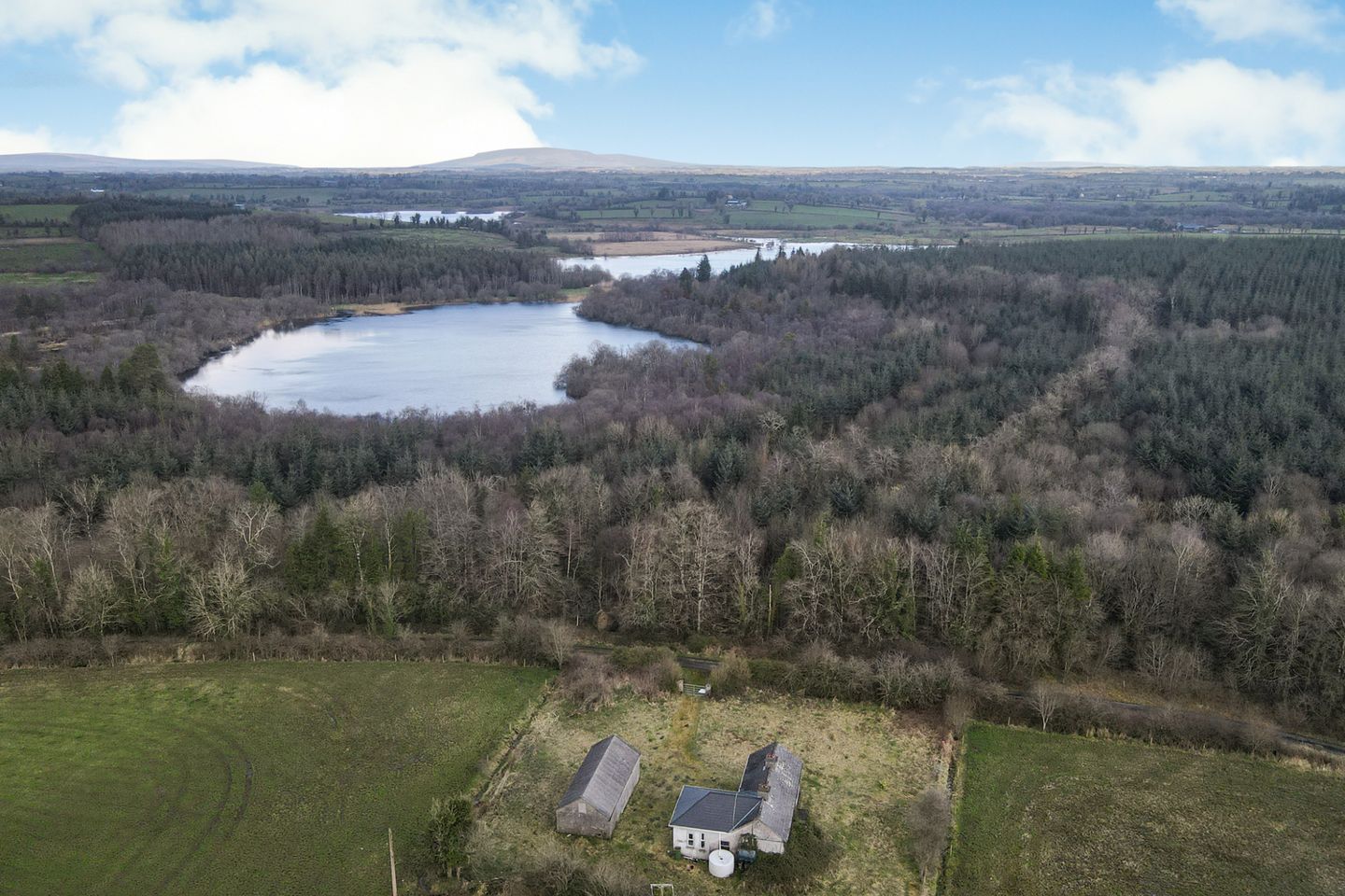 Dooneen, Hillstreet, Carrick-On-Shannon, Co. Roscommon, N41V2K5