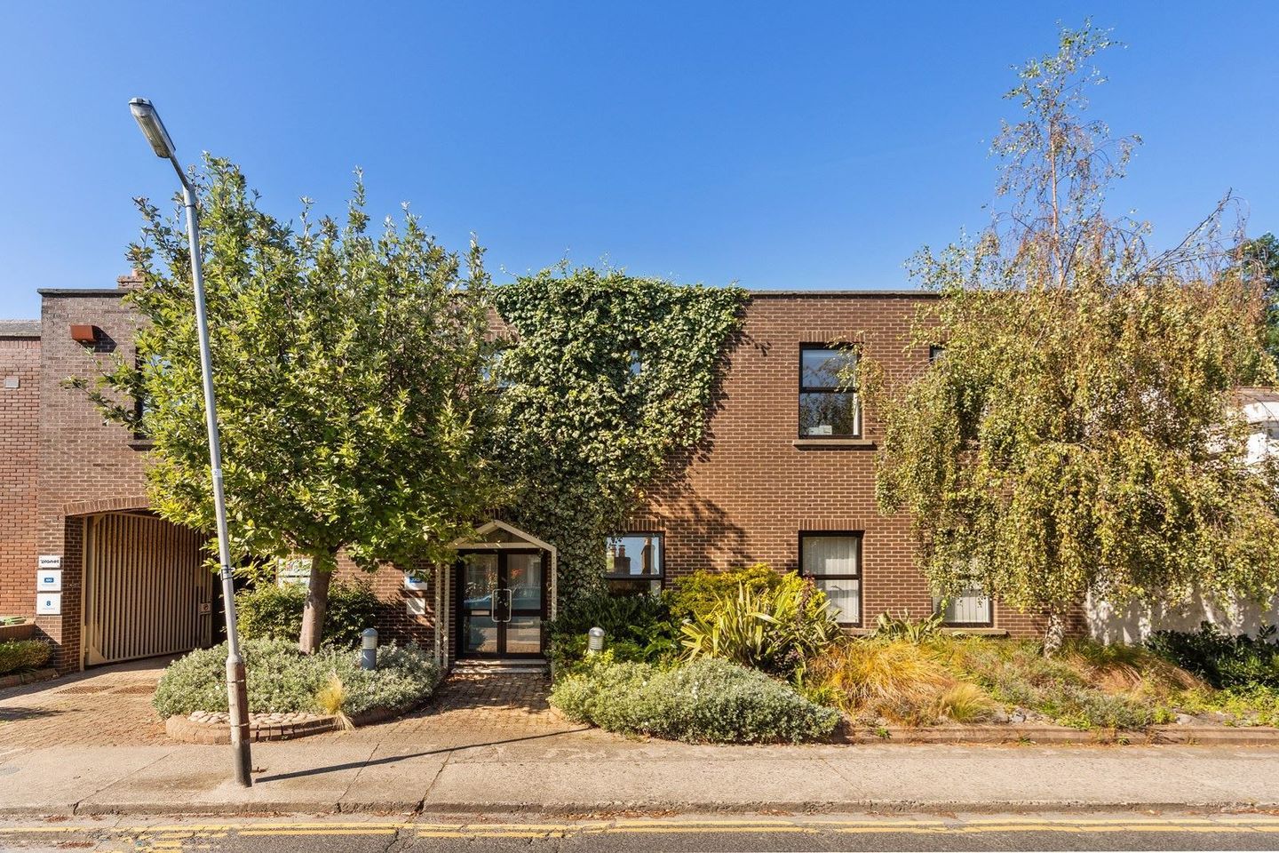Commercial property for rent in 8 Claremont Road, Sandymount, Dublin 4