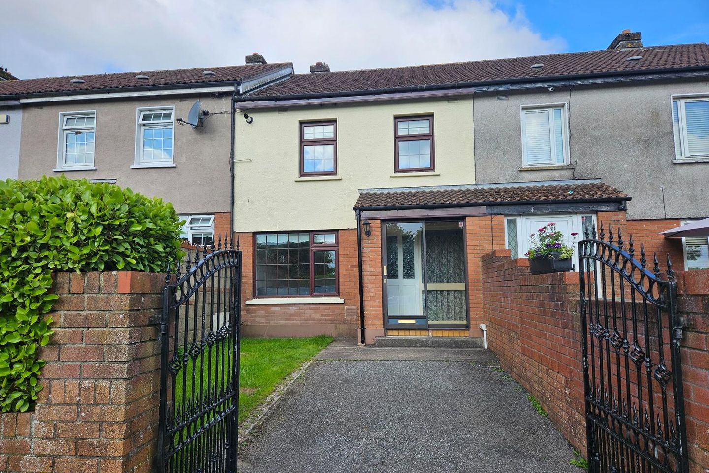 27 Ravensdale Road, Mahon, Blackrock, Co. Cork, T12W5TK is for sale on