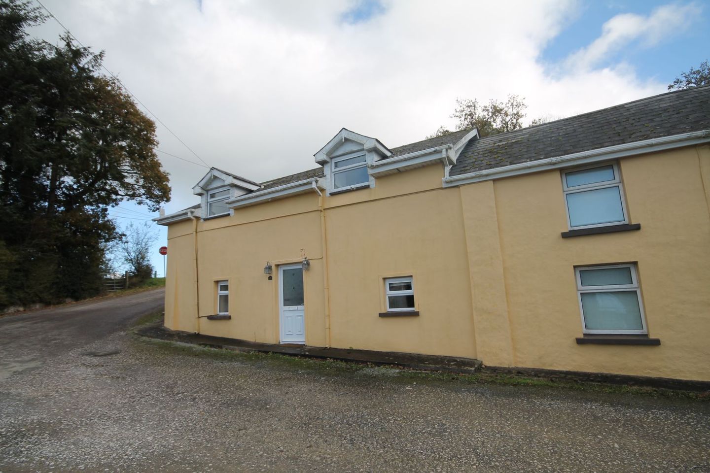 1 The Fair Field, Dromagh, Rathcool, Co. Cork, P51XKR8