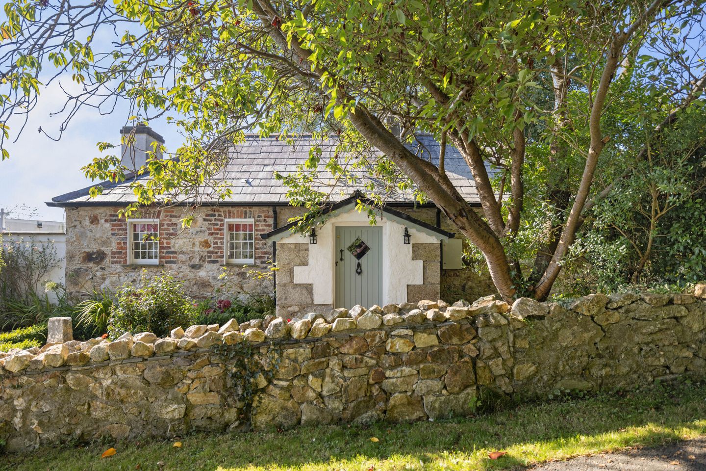 Lynam Cottage, Cronroe, Ashford, Co Wicklow, A67E129