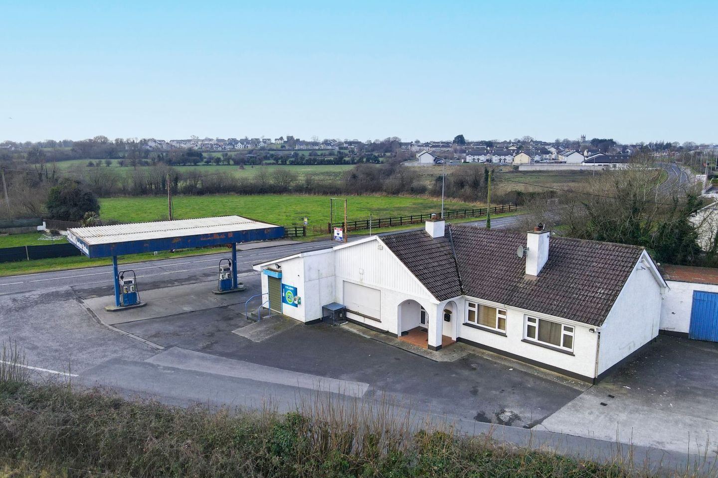 Commercial property for rent in Barnacor, Lanesborough, Longford, Lanesborough, Co.
