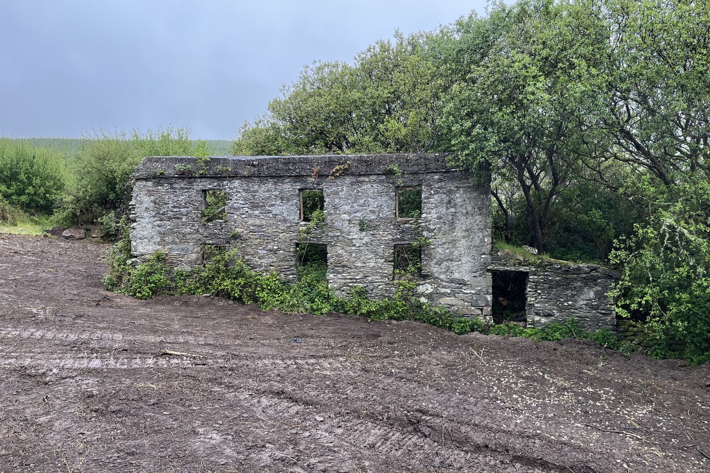 Ref 1063 - Site at Killoluaig, Portmagee, Co. Kerry