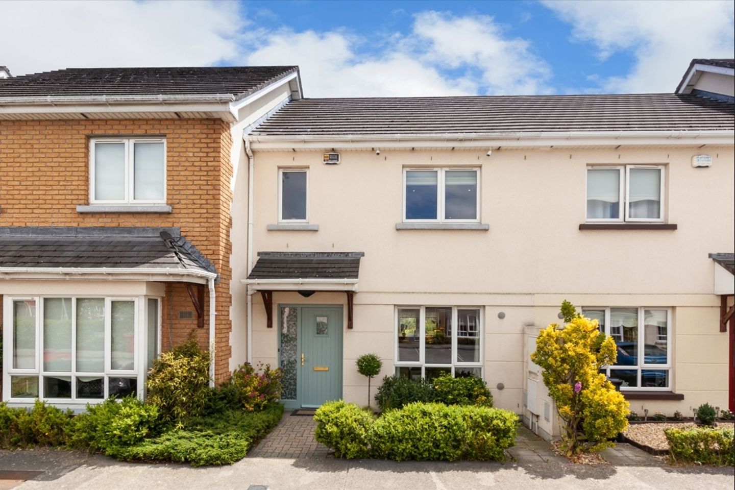 22 Heathfield Crescent, Finglas, Dublin 11 is for sale on Daft.ie