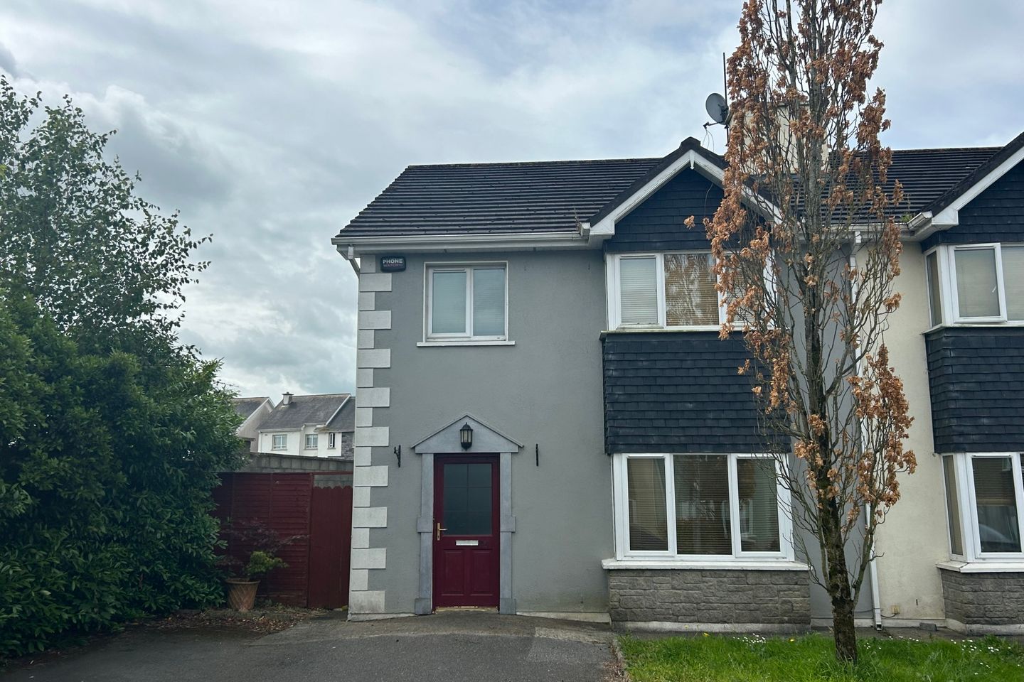 54 Rockwood, Old Road, Cashel, Co Tipperary is for sale on Daft.ie