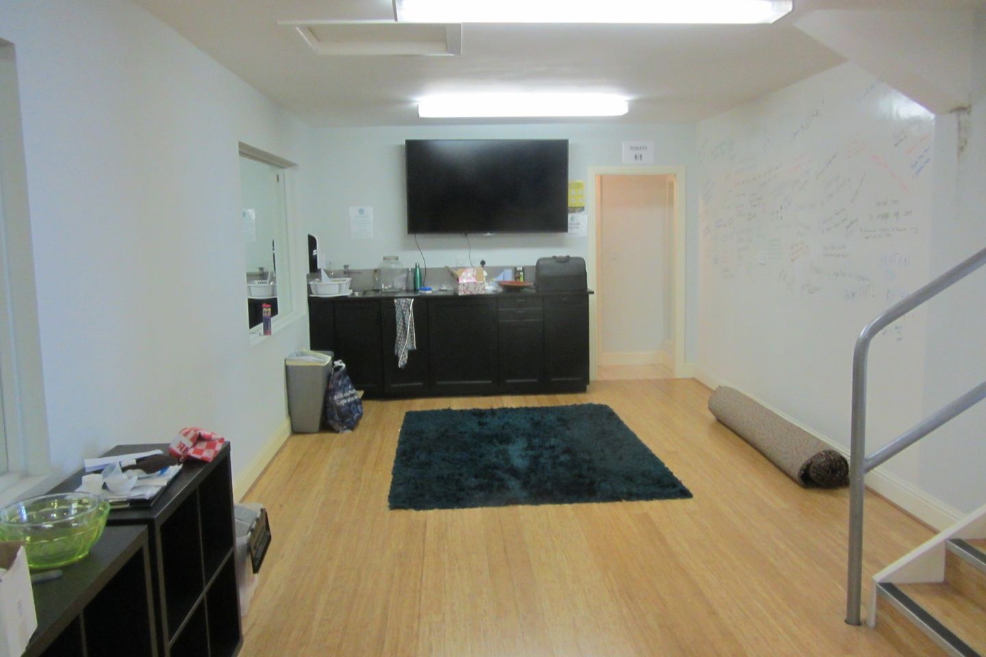 Commercial property for rent in Chevrolet House, Kylemore Road