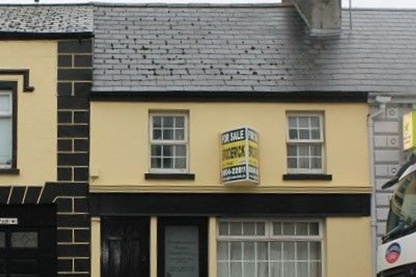 2 Patrick Street, Templemore, Templemore, Co. Tipperary, E41Y104 is for