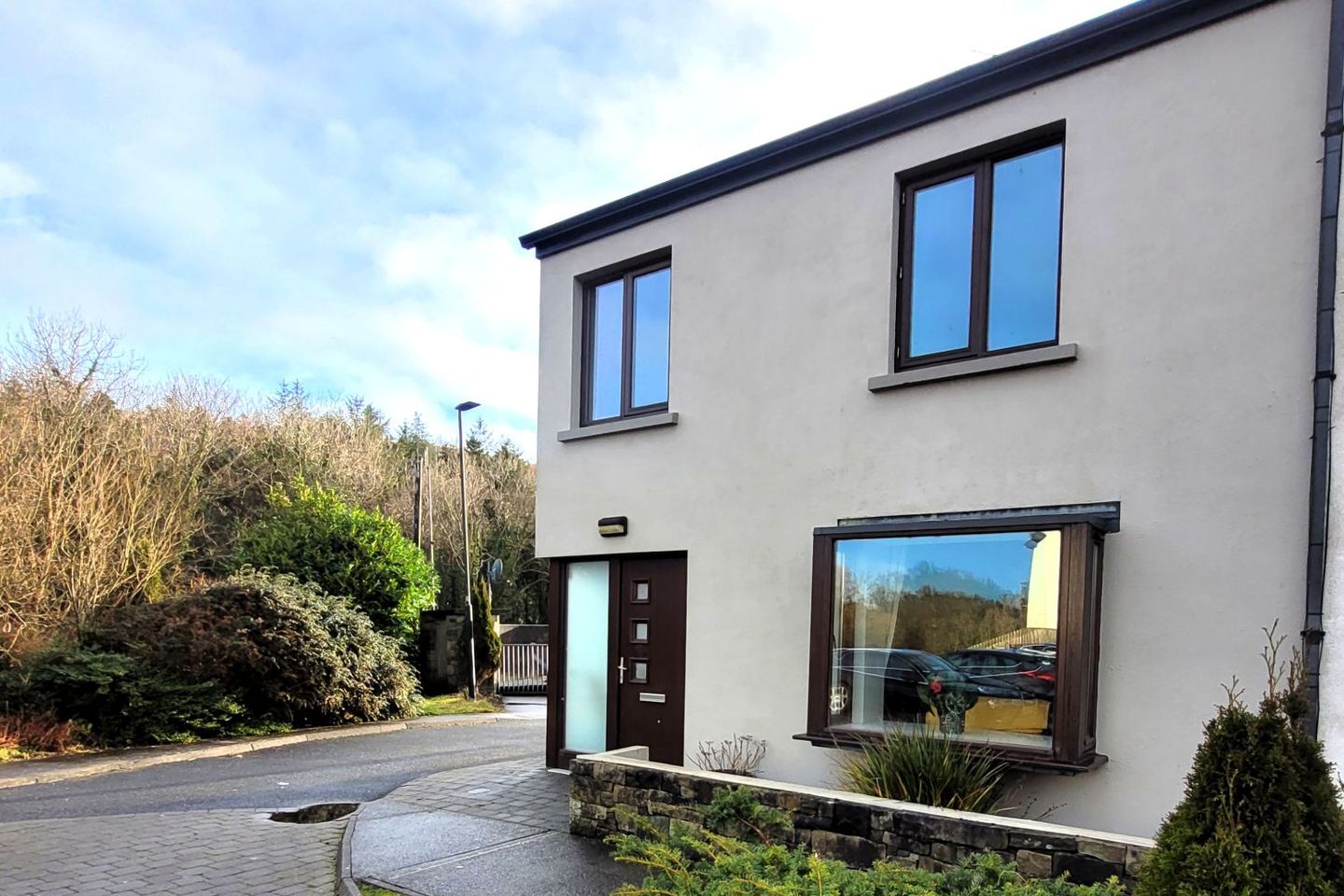10 Cois Abhainn, Ballinrobe Road, Westport, Co. Mayo, F28RK79