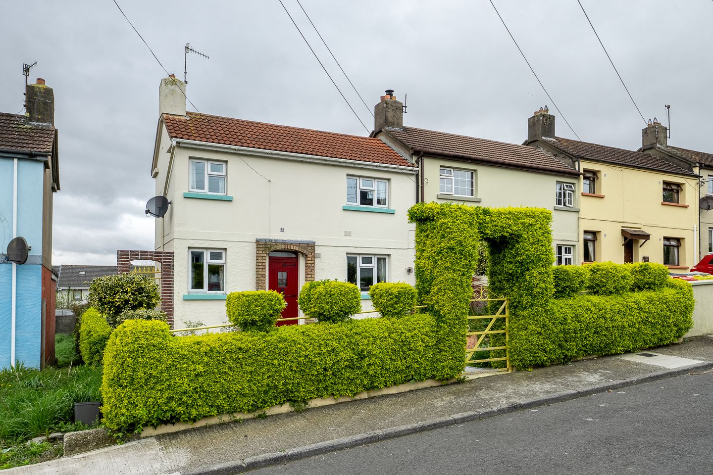 38 Árd Mhuire, CarrickonSuir, Co. Tipperary, E32NH70 is for sale on Daft.ie