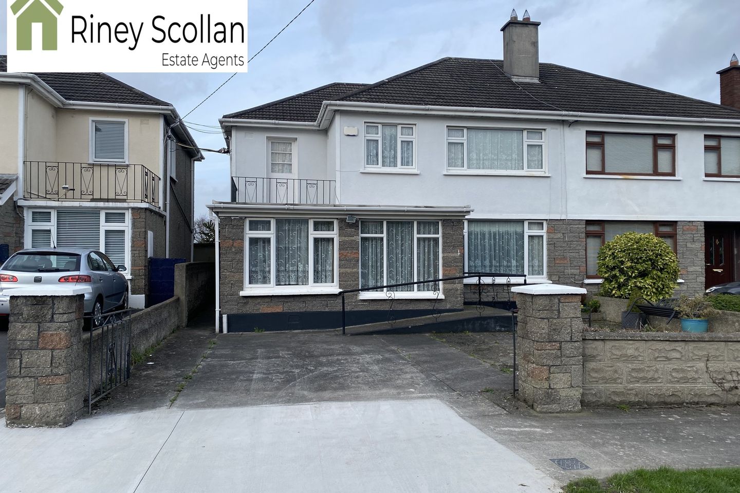 35 Fairbrook Lawn, Rathfarnham, Rathfarnham, Dublin 14, D14P020 is for