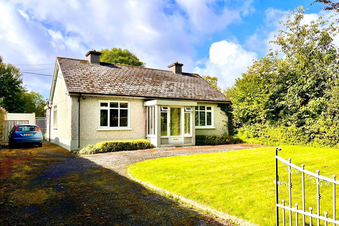 Black's Avenue, Bonavalley, Dublin Road, Athlone, Co. Westmeath is for