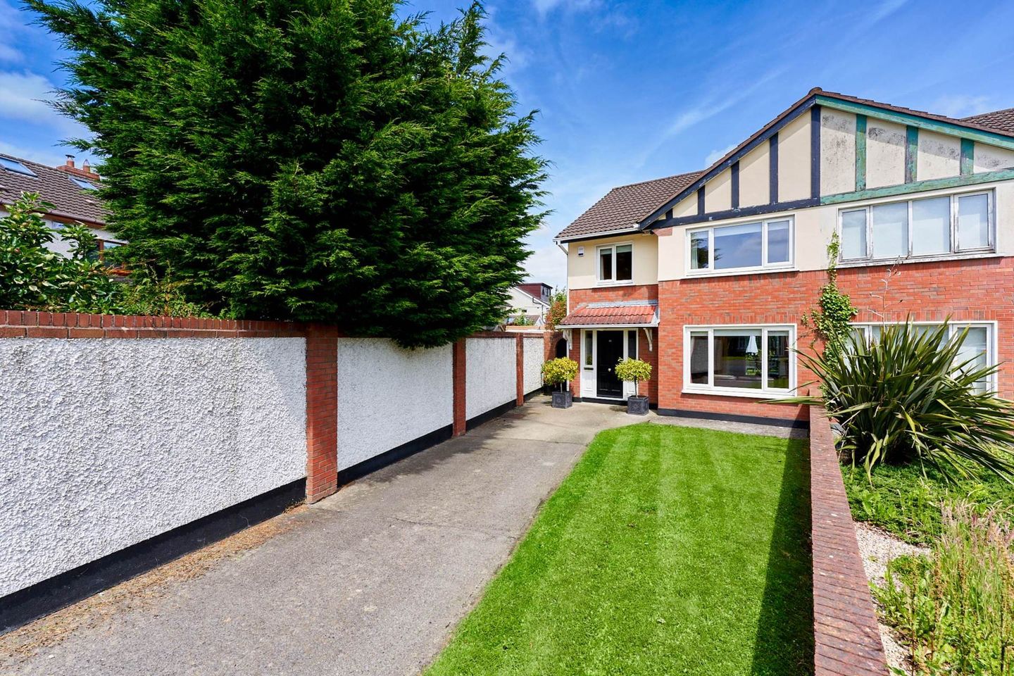 91 Burnell Park Lawn, Castleknock, Dublin 15 is for sale on Daft.ie