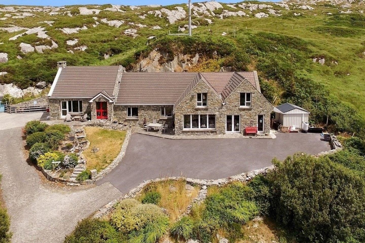 The Stone House, Letternoosh, Clifden, Co. Galway, H71VY45