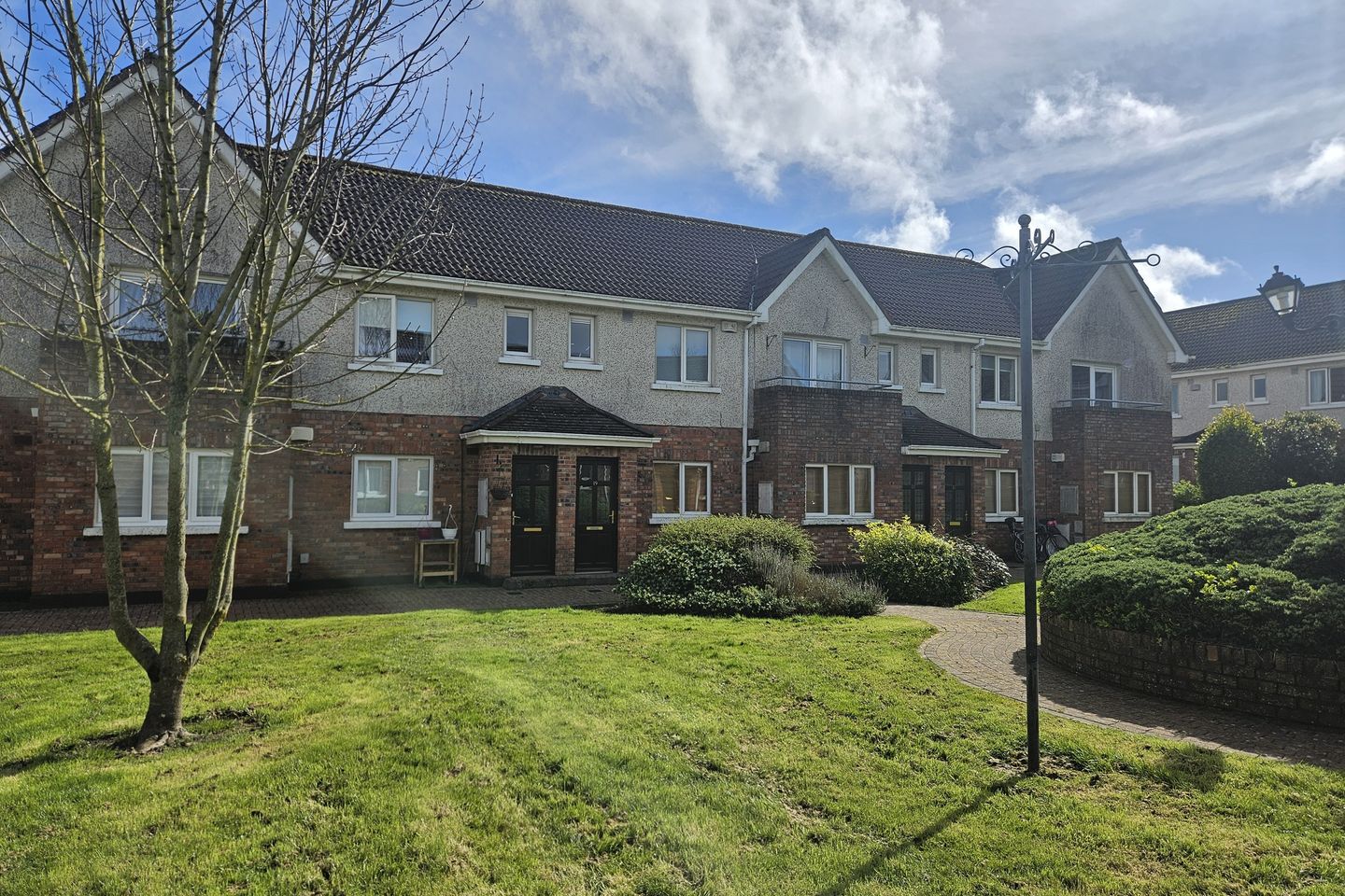 19 The Courtyard, Dunshaughlin, Co. Meath, A85YY23 is for sale on Daft.ie