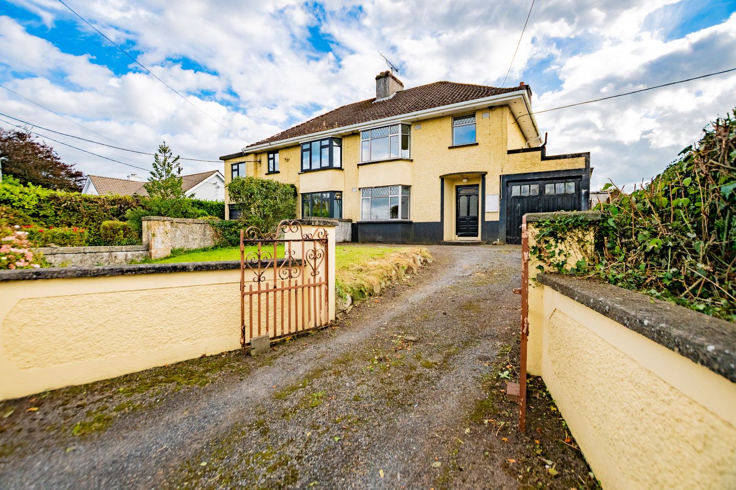 Auburn Road, N91X9E5