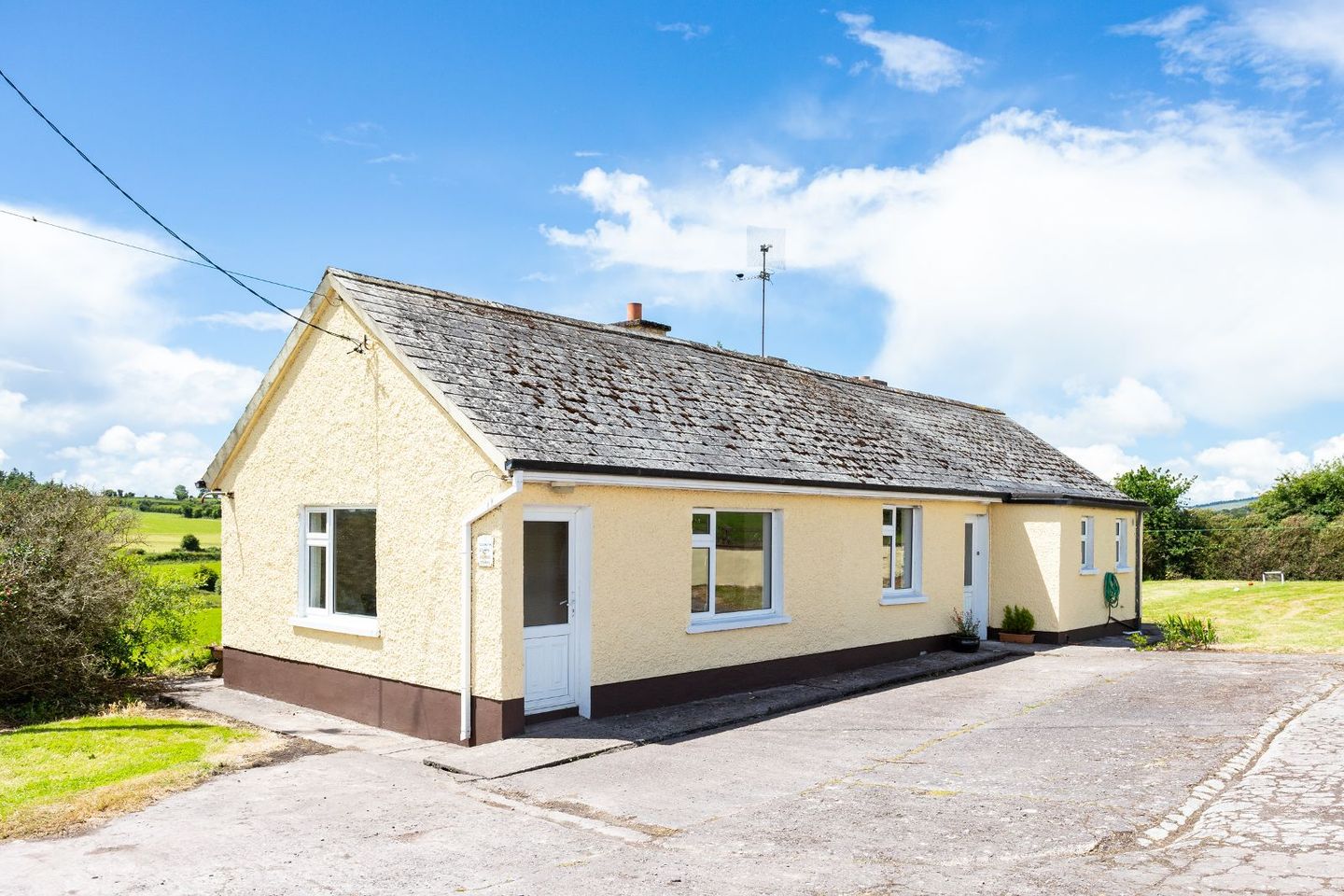 Creans Cross, Donoughmore, Donoughmore, Co. Cork, P32T103 is for sale