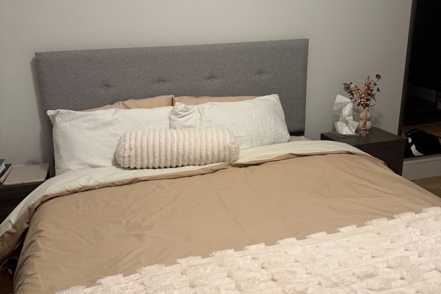 Leopardstown. Dublin 18, Leopardstown, Dublin 18