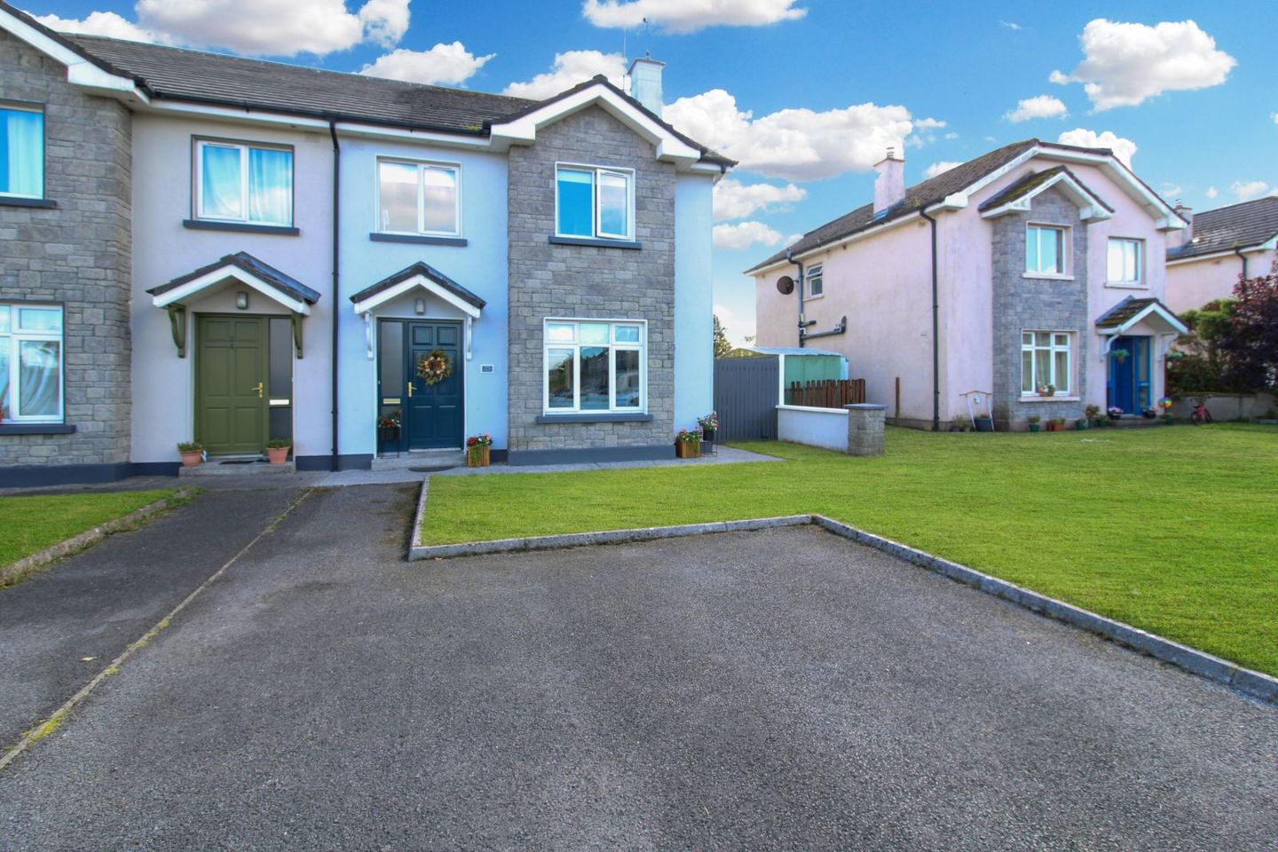 25 Caisléan Óir, New Line, Athenry, Co. Galway, H65PD70