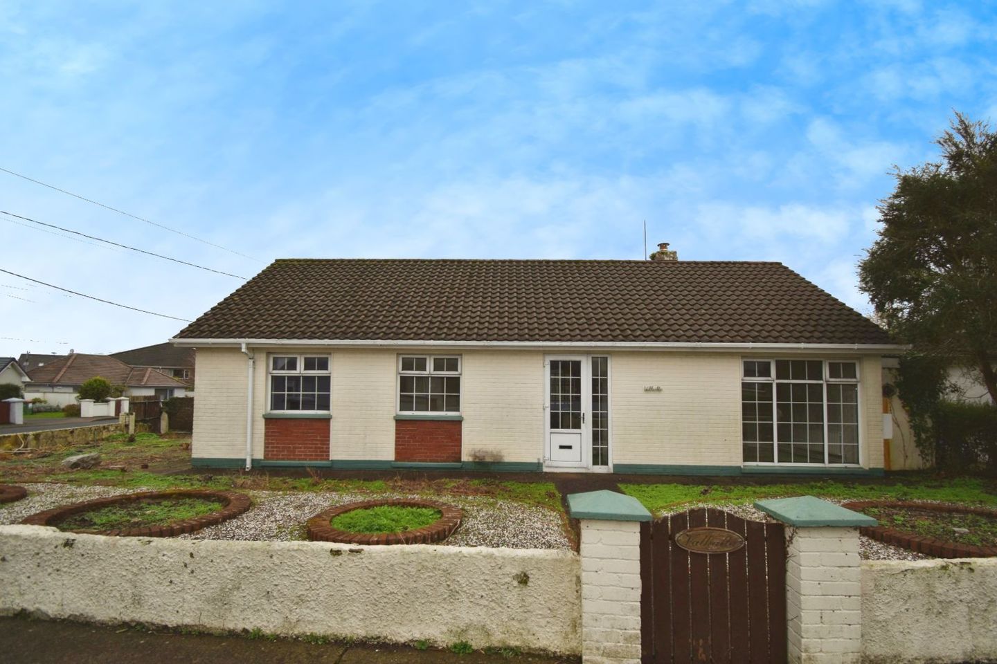 Valhalla, Douglas Lawn, Douglas, Co. Cork, T12TF3P