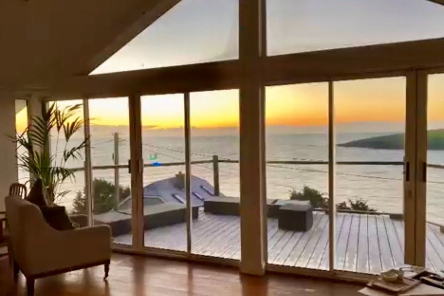 Whistler, Coast Road, Fountainstown, Crosshaven, Co. Cork, P43K300