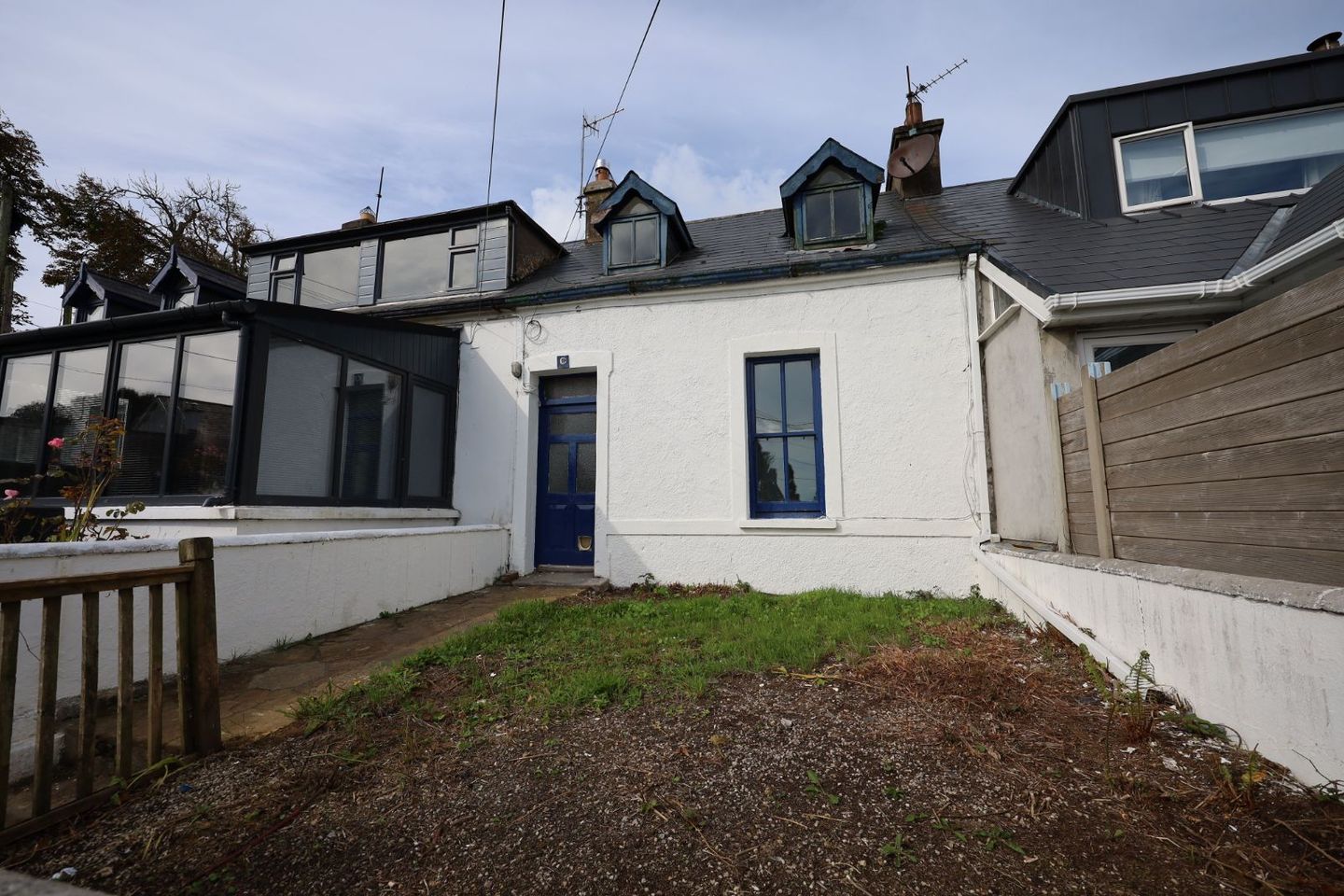 Bloomswood, 3 Seaview Place, Myrtleville, Co. Cork, P43NY67