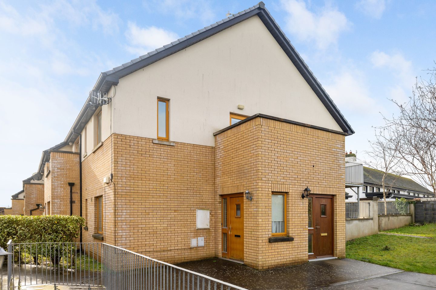 14 Village Gate, Lott Lane, Kilcoole, Co Wicklow, A63V663 is for sale