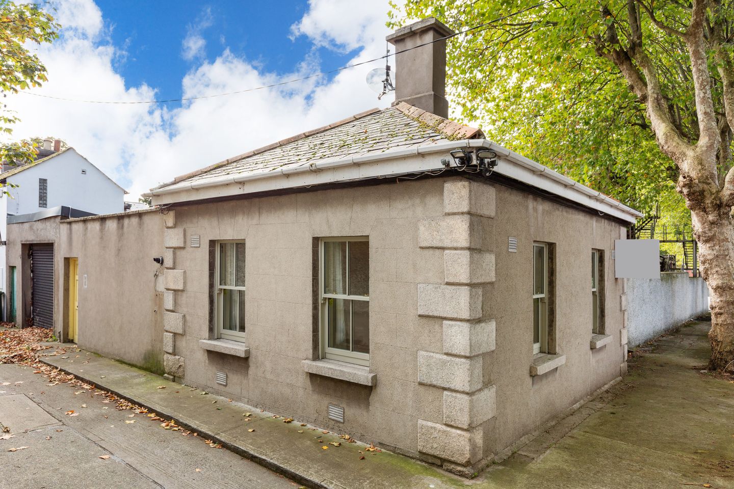 1A Holycross Avenue, Drumcondra, Dublin 3, D03K4A9 is for sale on Daft.ie