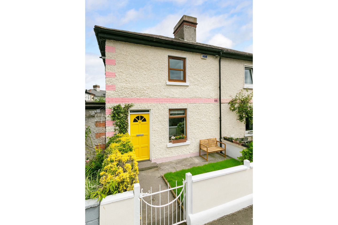 25 O'Curry Road, South Circular Road, Dublin 8, D08X9X7 is for sale on