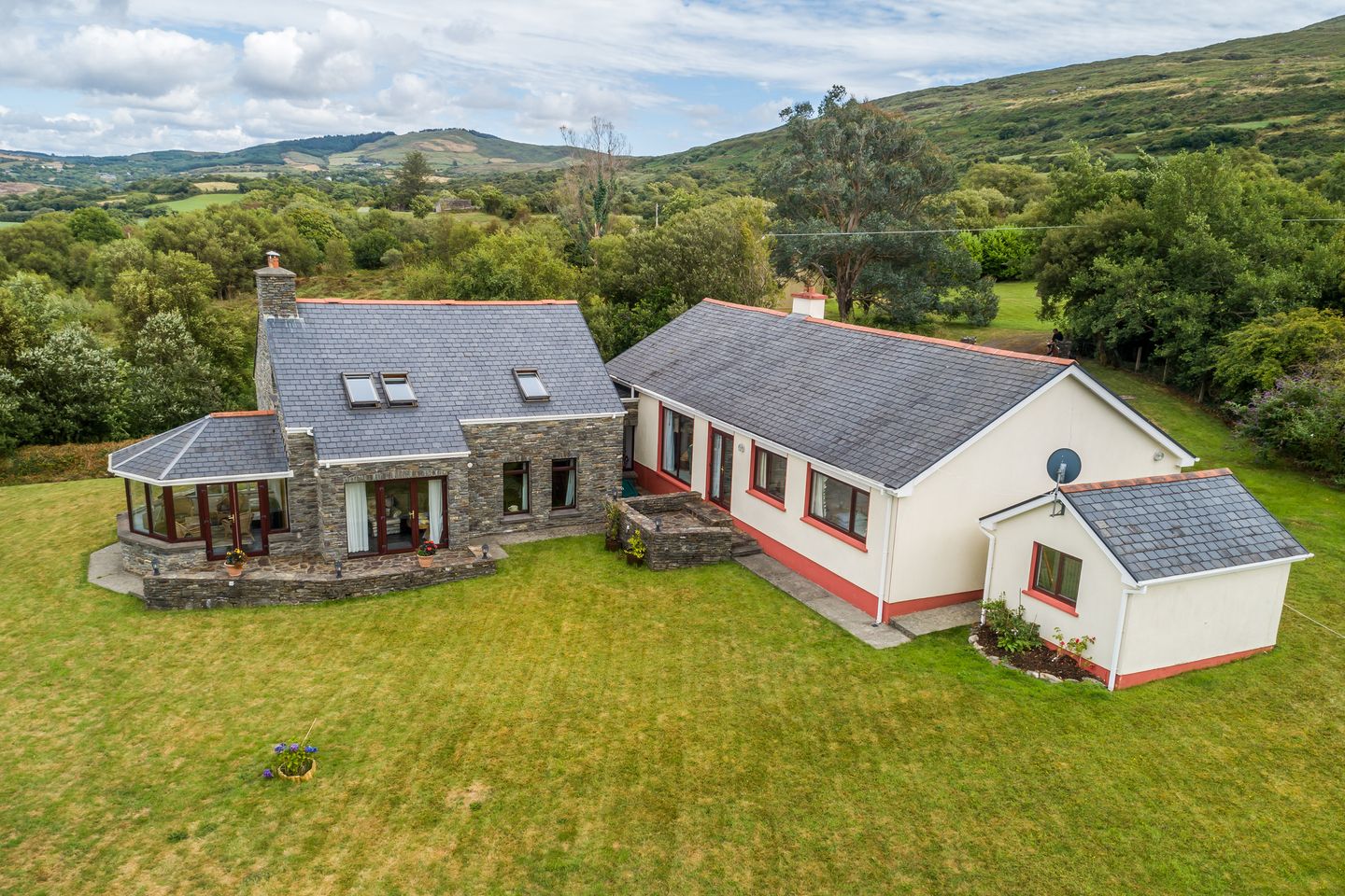 Gra Mo Croi, 2 Mines Road, Durrus, Co. Cork is for sale on Daft.ie
