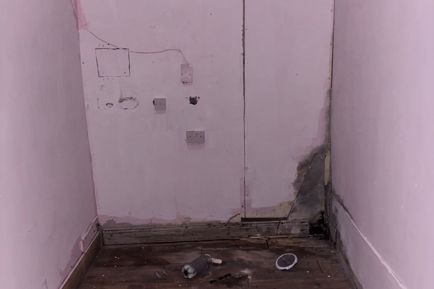 Polish Garage, Rere Of 39, Strandville Avenue, Dublin 3, Ballybough, Dublin 3