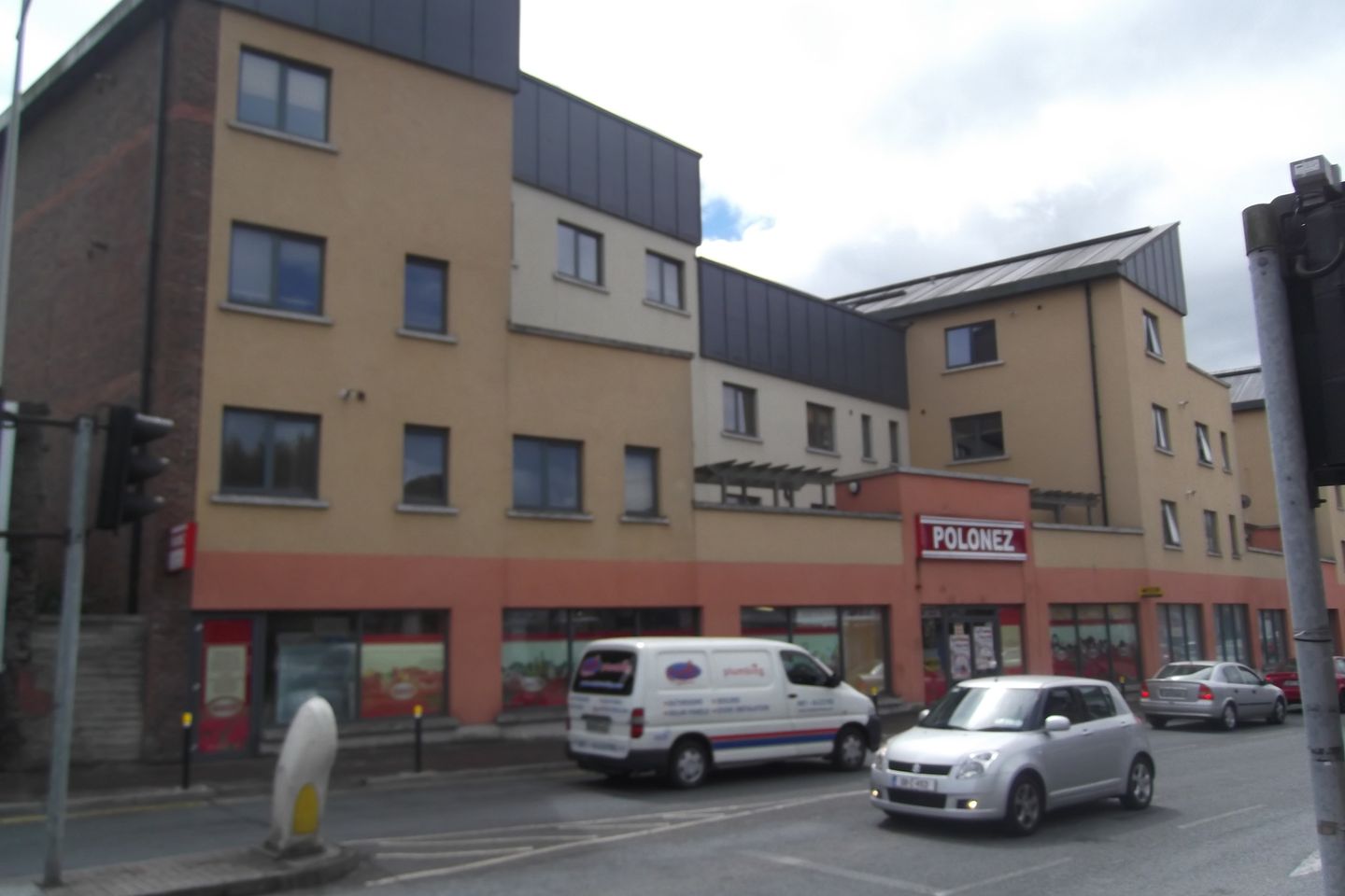 Commercial property for rent in Hewitt Hall, Watercourse Road ...