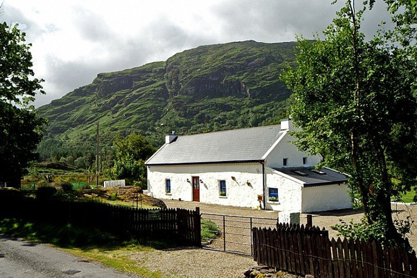 Inchiquin Lough (I124), Tuosist, Co. Kerry