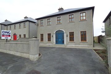 16 Lakeview, Mayfield, Claremorris, Co. Mayo