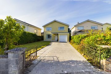 2 Caheroyan Park, Athenry, Co. Galway