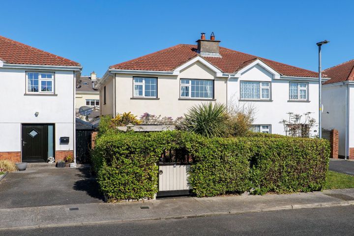 48 Doire Gheal, Clybaun Road, Knocknacarra, Galway, H91A9KV