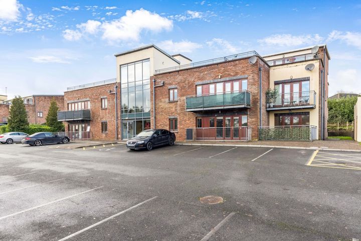 2 Cluain Aoibhinn Court, Swellan Upper, H12DP80