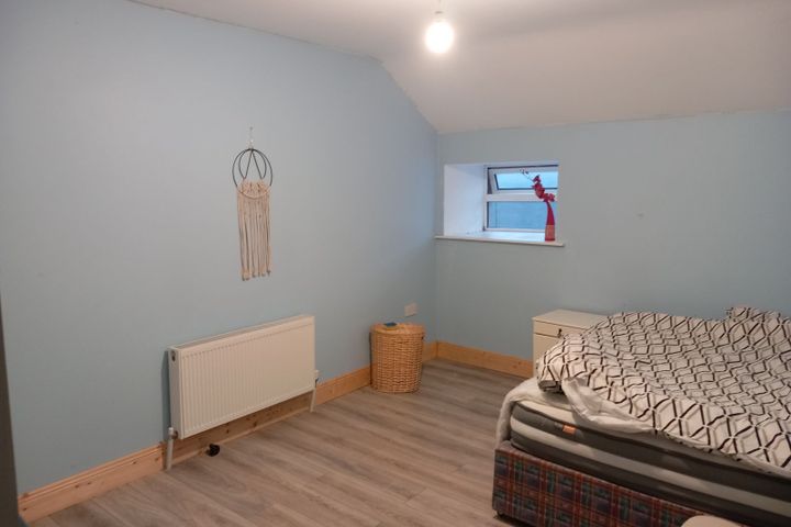 r 3 church view , Glanworth, Co. Cork