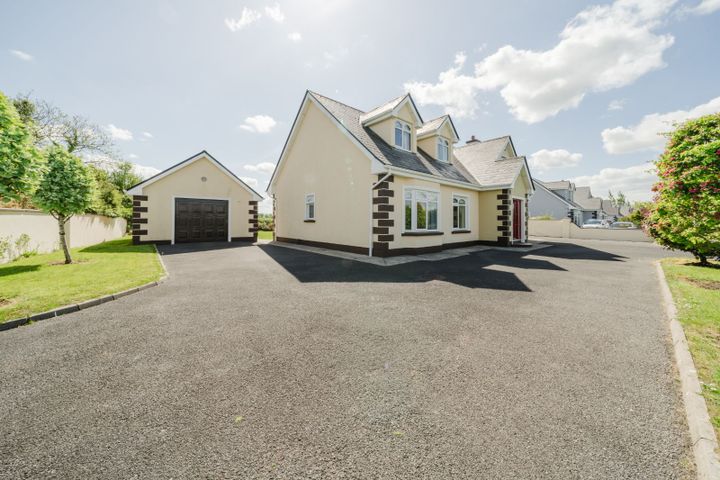 4 Corheens, Breaghwy, Castlebar, Co. Mayo, F23XE43